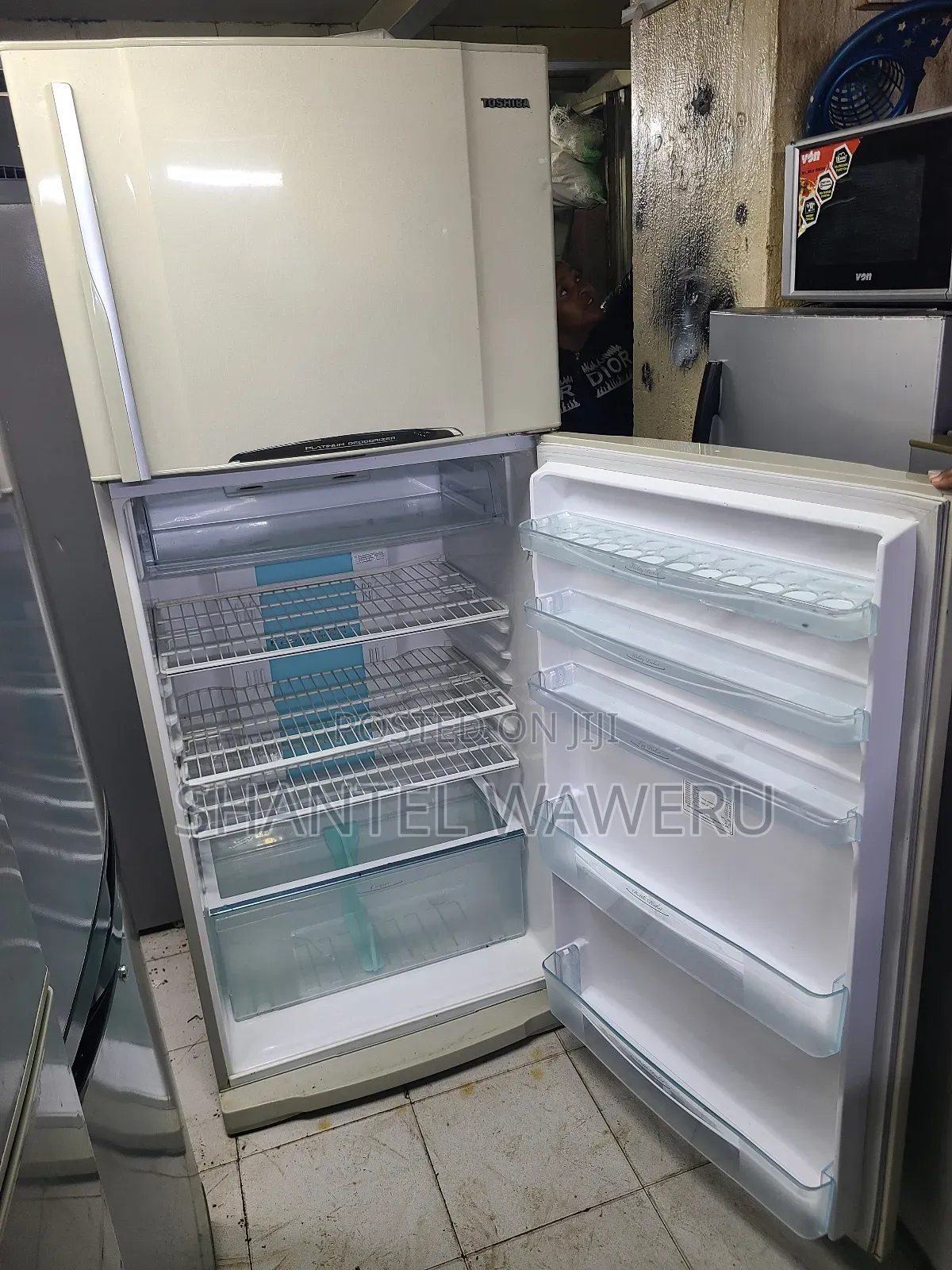 Toshiba Big Double Door Fridge 550litres