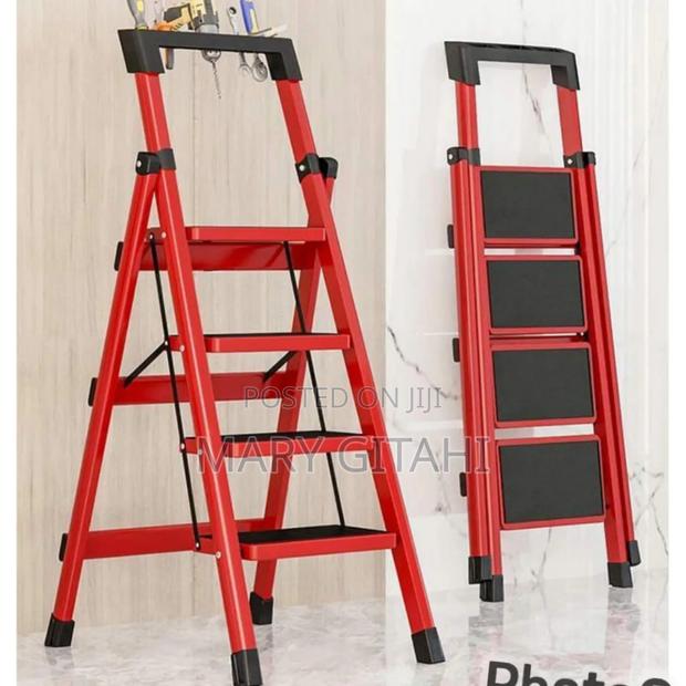 Folding Ladder
Size 128*57cm
Four Step