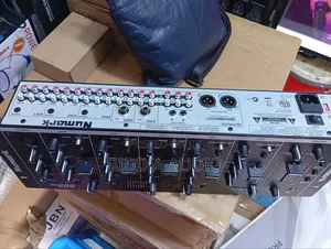 Brand New Numark Cm200 Mixer 5 Channels