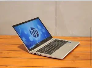 Laptop HP EliteBook 830 G8 16GB Intel Core i7 SSD 512GB