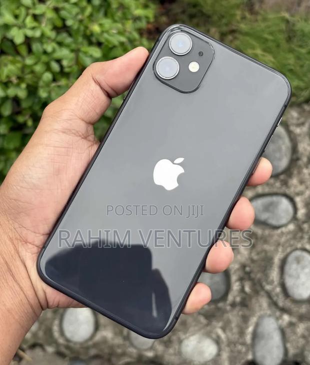 Apple iPhone 11 128 GB Gray - main view