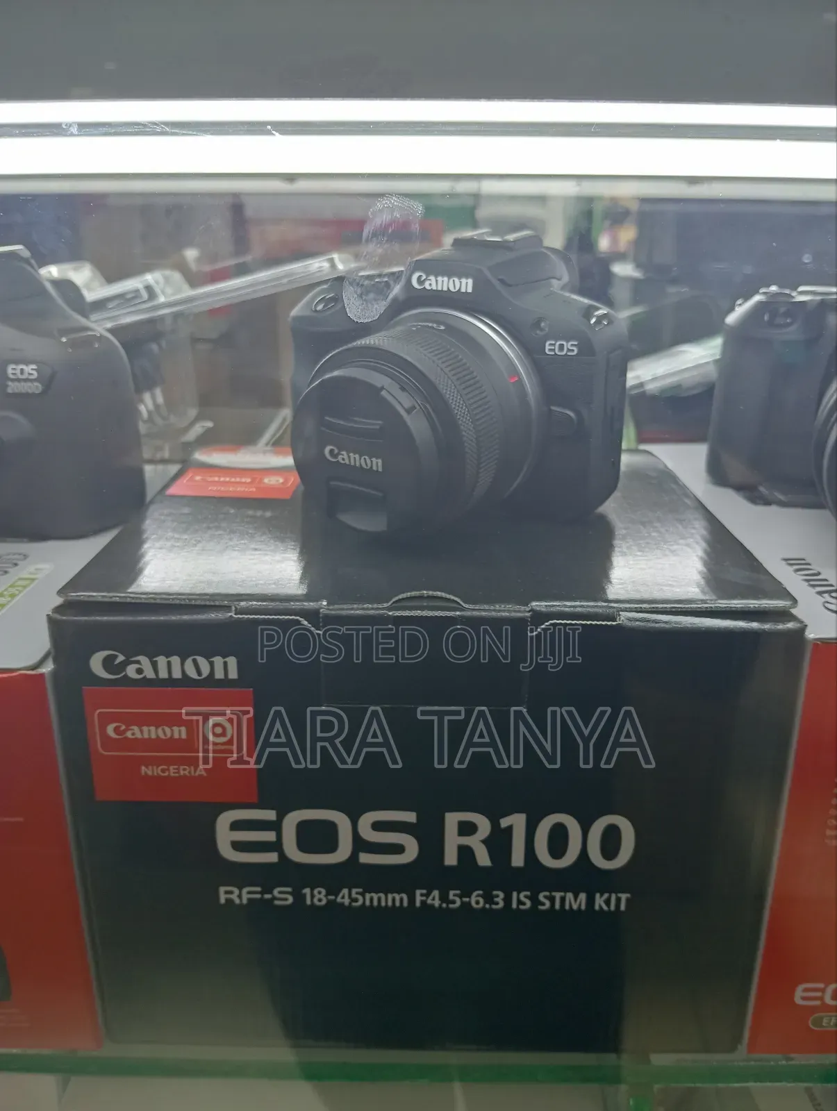 Canon Eos R100 24mp Mirrorless Camera With Rf-S18-45mm