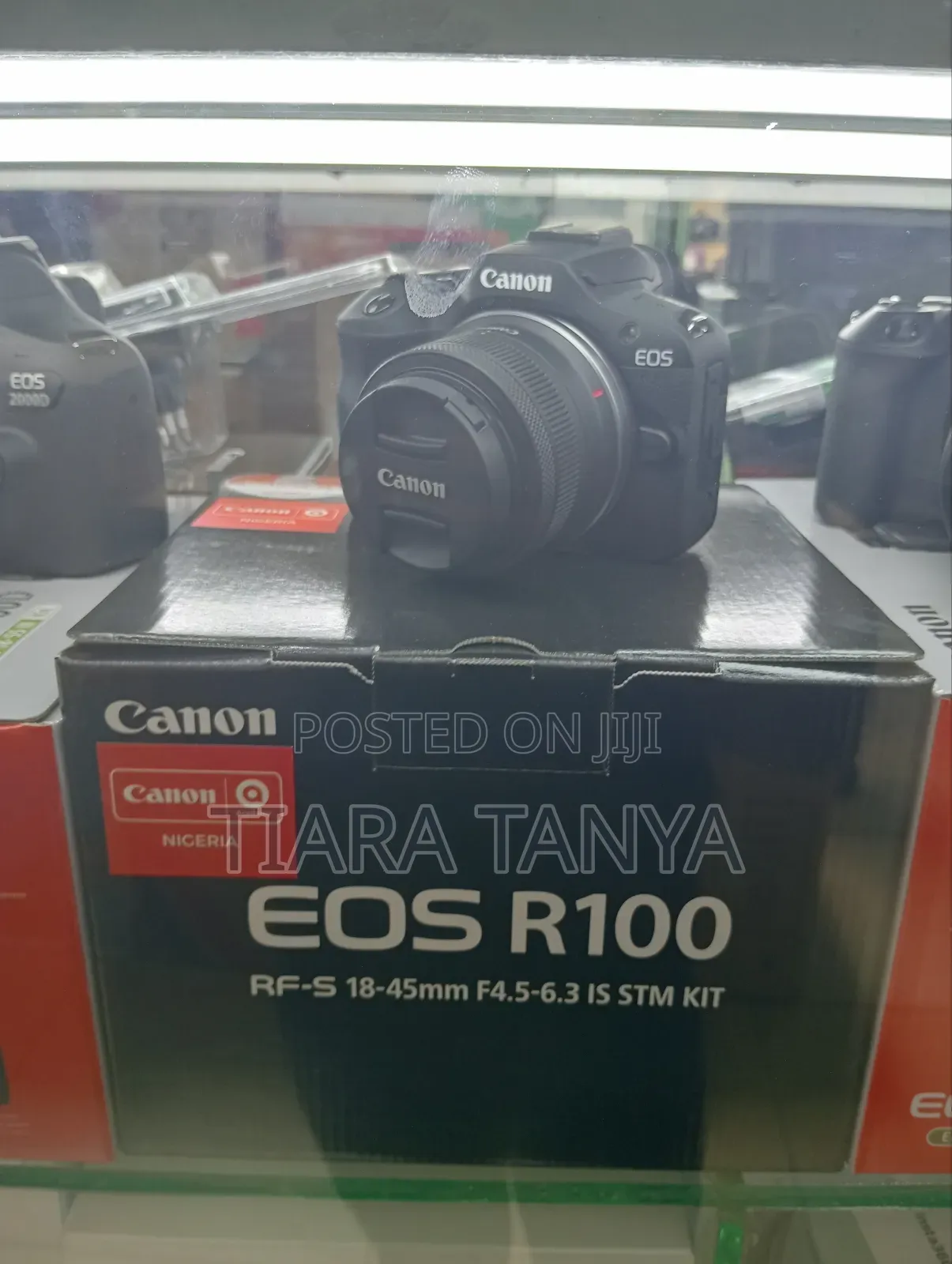 Canon Eos R100 Mirrorless 18-45mm