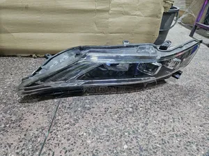 Harrier 2015/2016/2017/2018/2019 Koito 48-147 Headlight