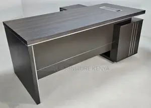 Office Tables:Stylish Grey Oak Veneer Executive Office Desk