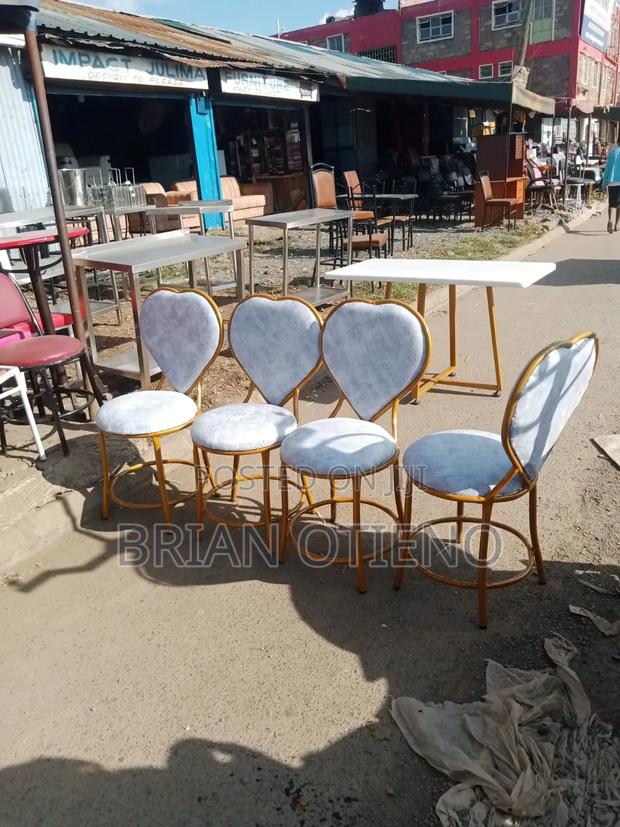 Saloon Styling Seats - main view