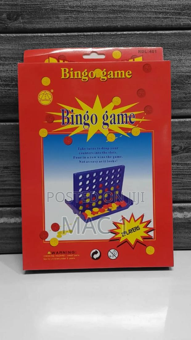 Bingo Game (Four in a Row Wins the Game)