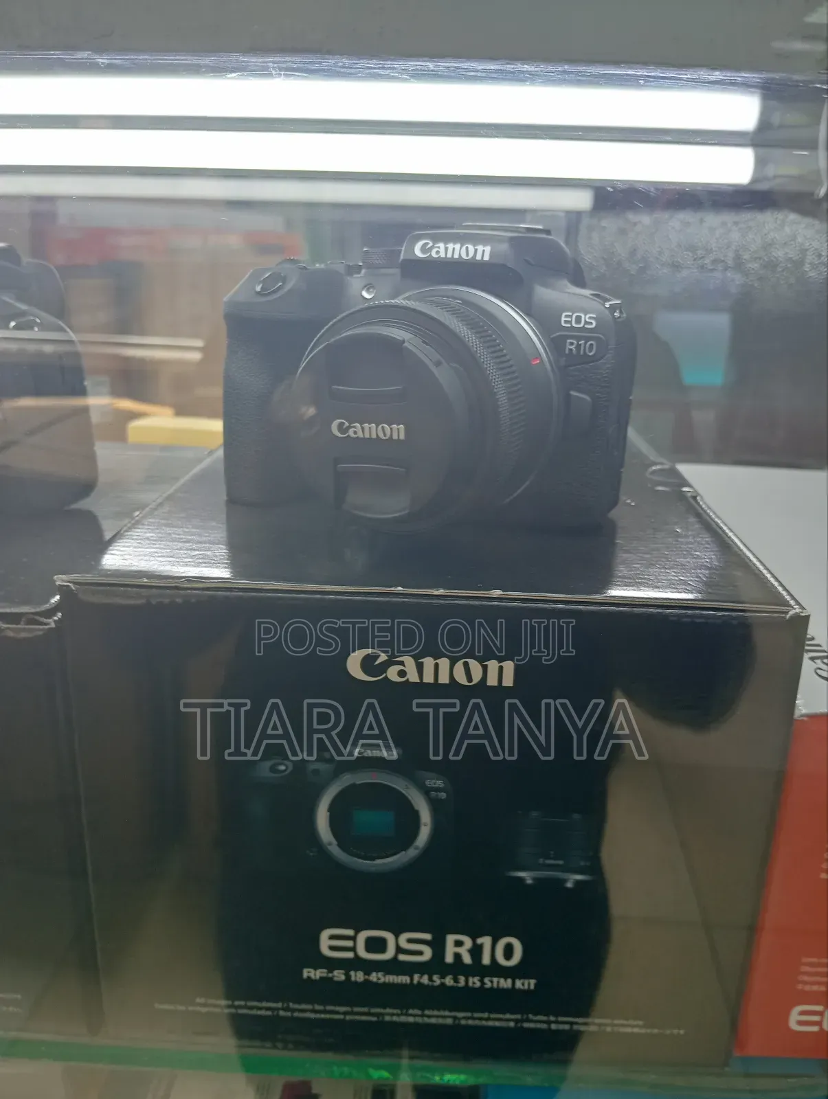Canon Eos R10 Mirrorless Camera + Rf-S 18-45mm F4.5-6.3 I