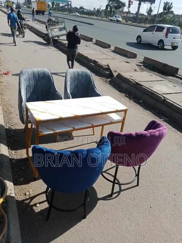 Saloon Styling Seats - main view