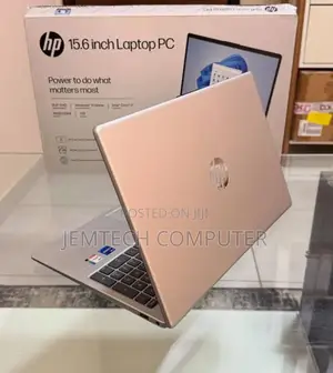 New Laptop HP 15s 16GB Intel Core I7 SSD 1T