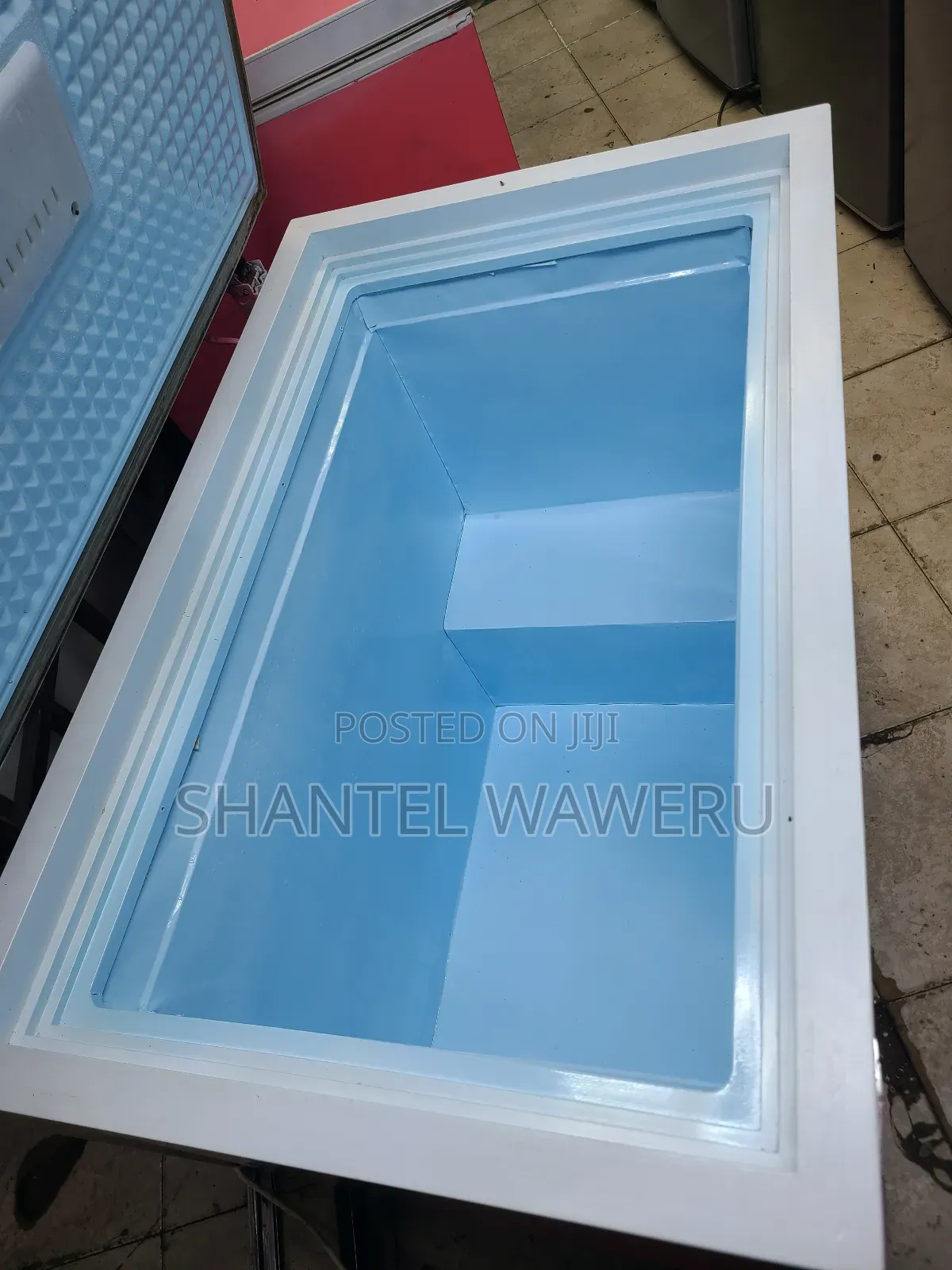 Ramtoms Freezer 280litres/ Chest