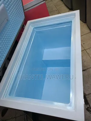 Ramtoms Freezer 280litres/ Chest