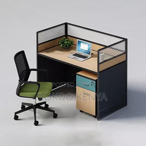 Office Desk: 4- Way Modern Office Workstation - thumbnail 5