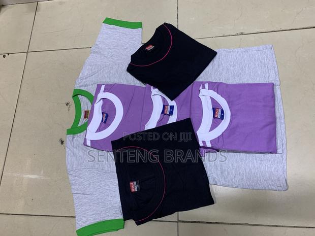 Plain Tshirts - thumbnail 3