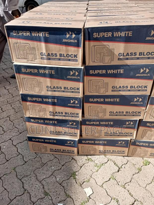 Clear Glass Blocks/ Glacier Brick. - thumbnail 2