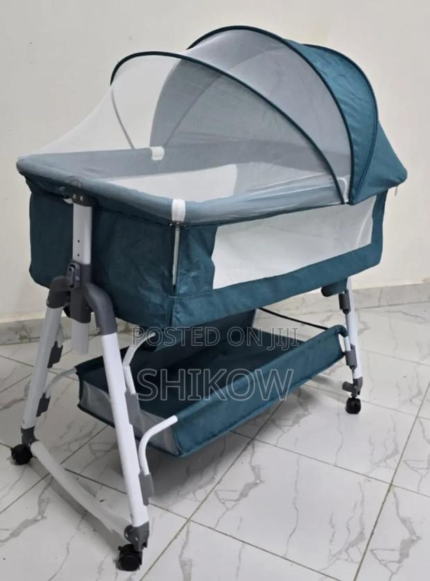 Bassinet Baby Co-Sleeper - main view
