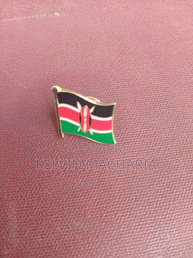 Coat of Arms and Lapel Pins - thumbnail 7
