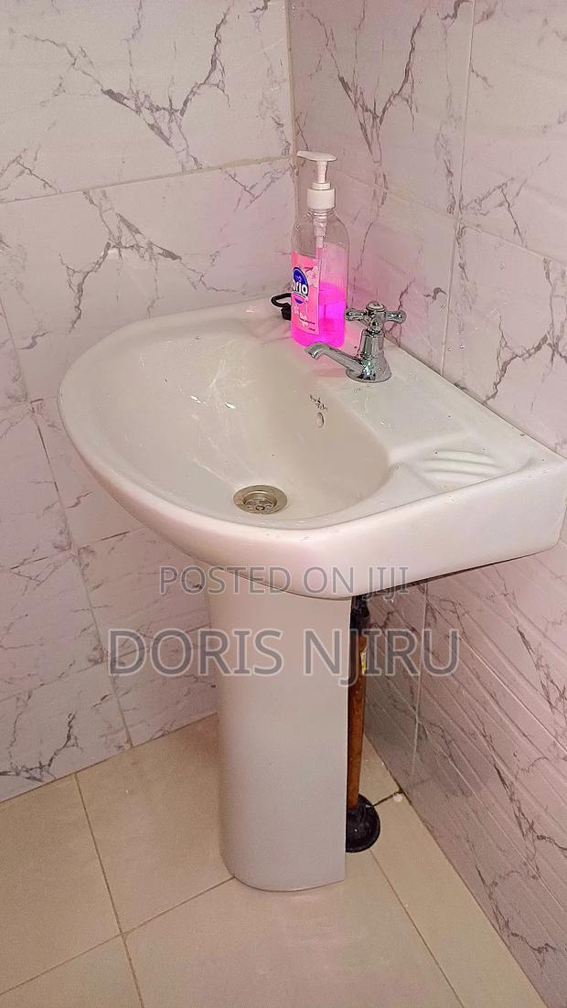 Affordable Modern Studio Airbnb - thumbnail 3