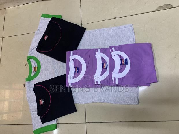 Plain Tshirts - thumbnail 2