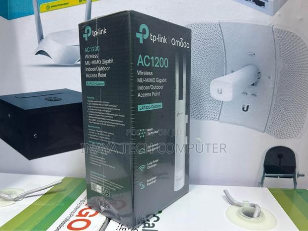 Tp-Link Ac1200 Wireless Gigabit Access Point - Tl-Eap225 - thumbnail 3