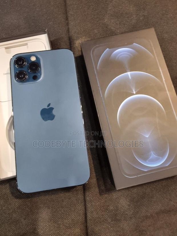 Apple iPhone 12 Pro 128 GB - main view