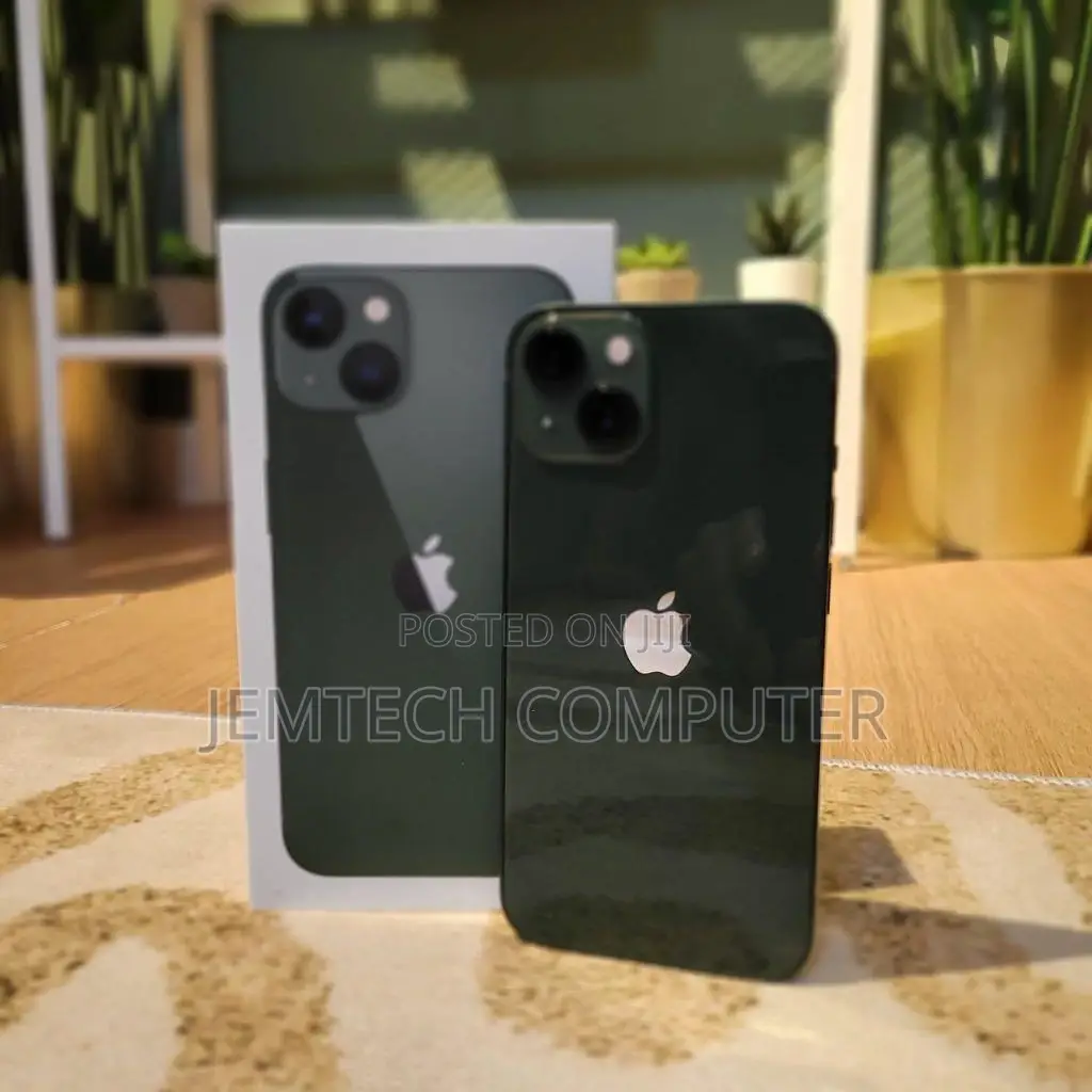 Apple iPhone 13 128 GB