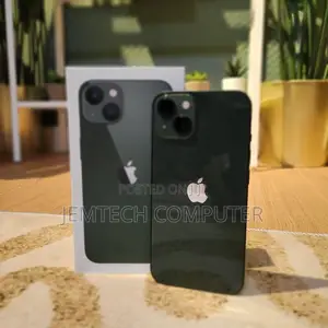 Apple iPhone 13 128 GB