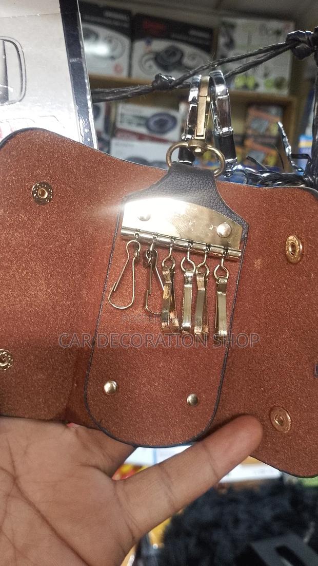 Key Holder With Leather Casing Holder
