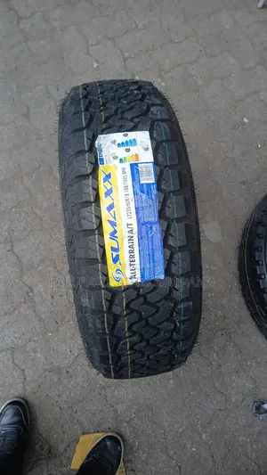 Sumax Tyres 235/60r 18.