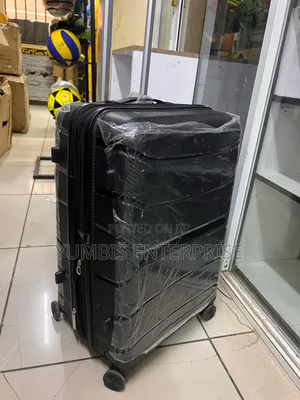 Black Medium -4000 Height 66cm Rubber "Suitcase