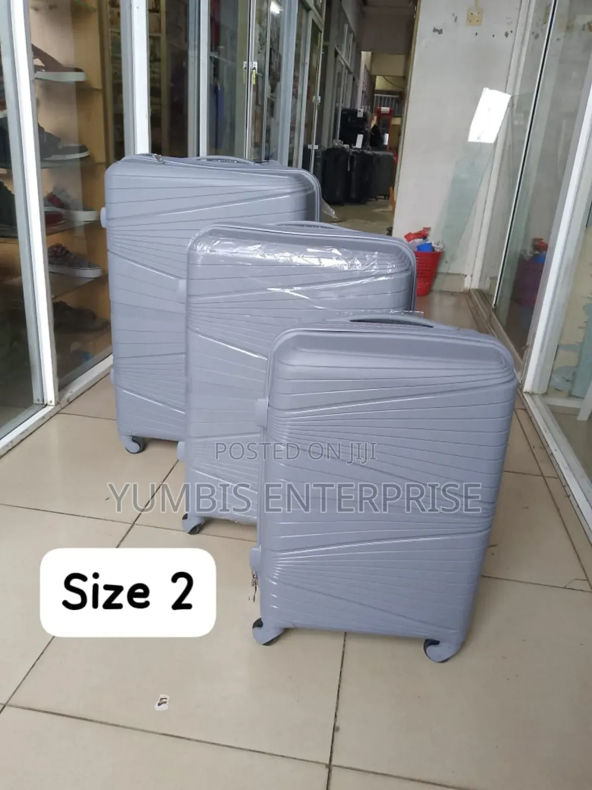 3 in 1 Rubber Unbreakable Suitcase Size 29 at 9000