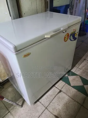 White Ramtons Chest Freezer/ Deep