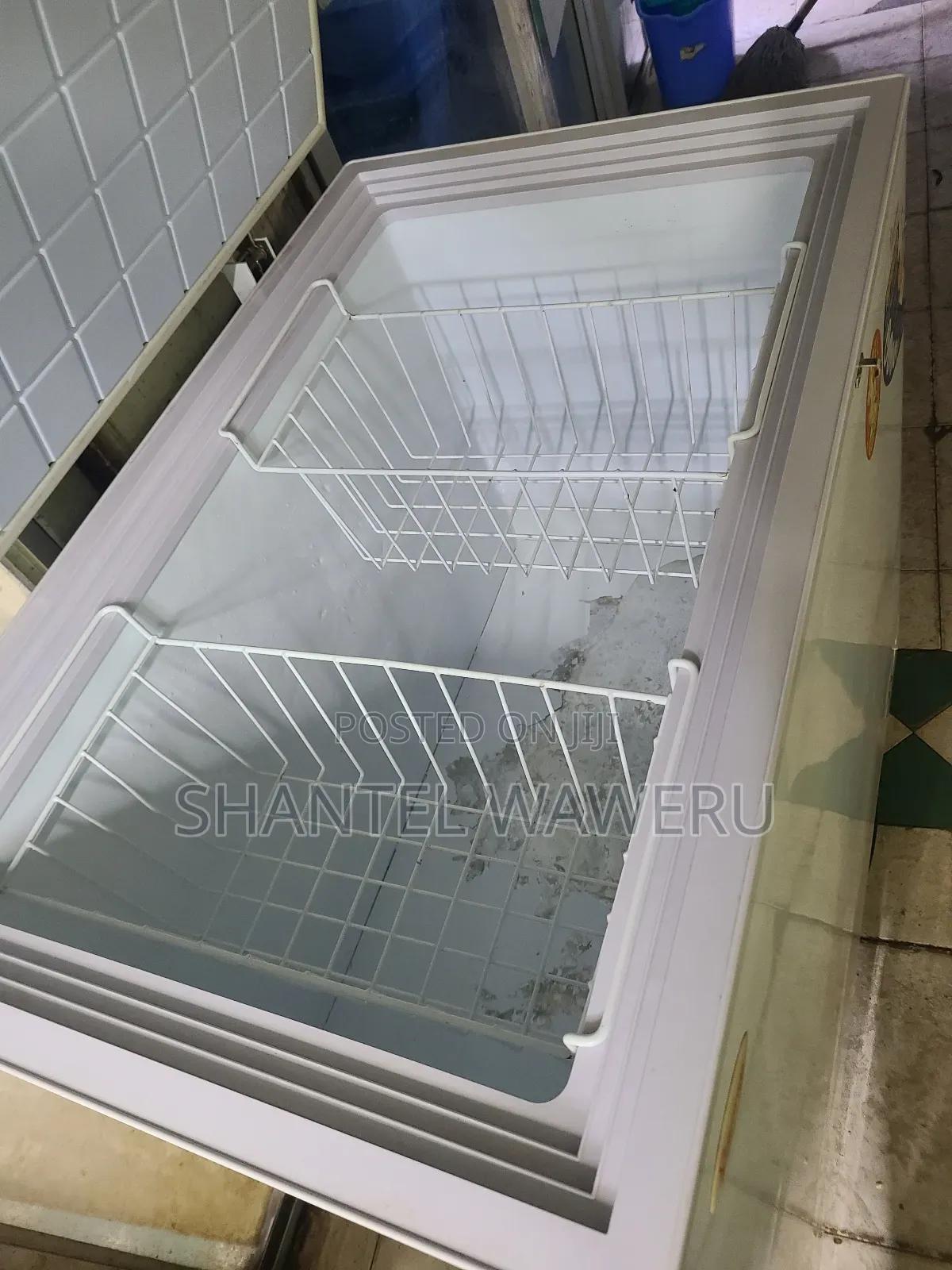 White Ramtons Chest Freezer/ Deep