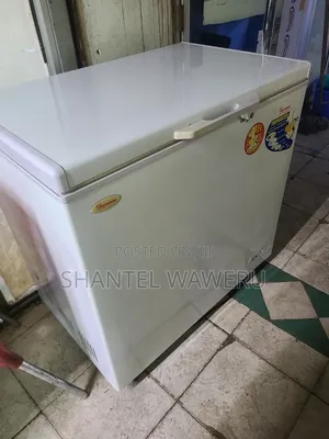 White Ramtons Chest Freezer/ Deep