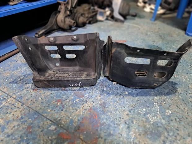 Toyota Dyna Door Stepper - thumbnail 2
