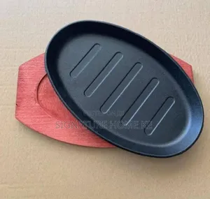 Cast Iron Hot Sizzling Plate With Wooden Tray