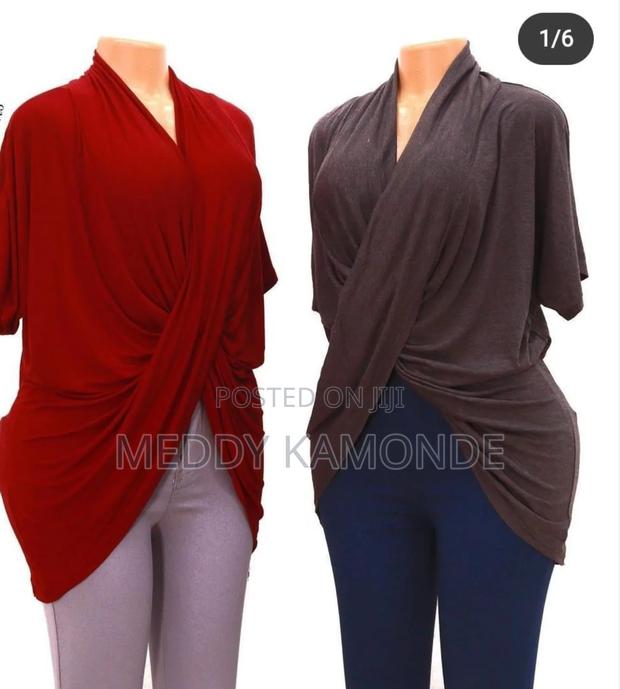 Comfortable Breastfeedng Tops - thumbnail 2