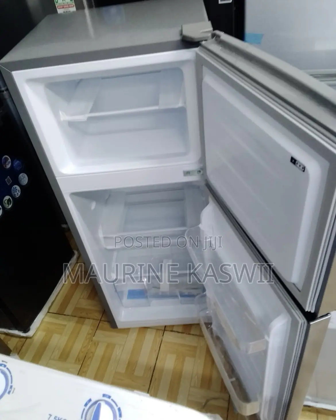 Hisense Double Doo 120 Liter Ref 120 Dr
