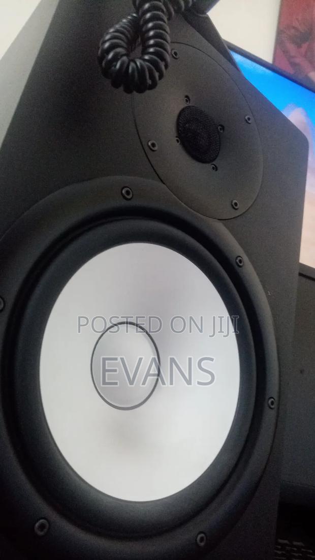 Yamaha Hs8 Studio Monitors - thumbnail 2