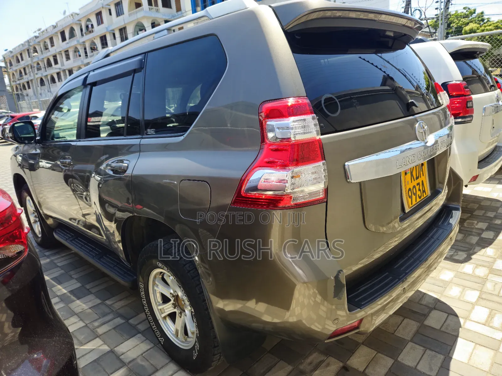 Toyota Land Cruiser Prado 2017 Gray