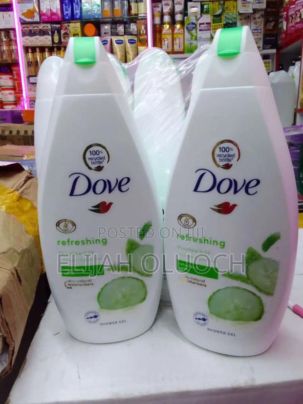 Dove Shower Gel - thumbnail 3