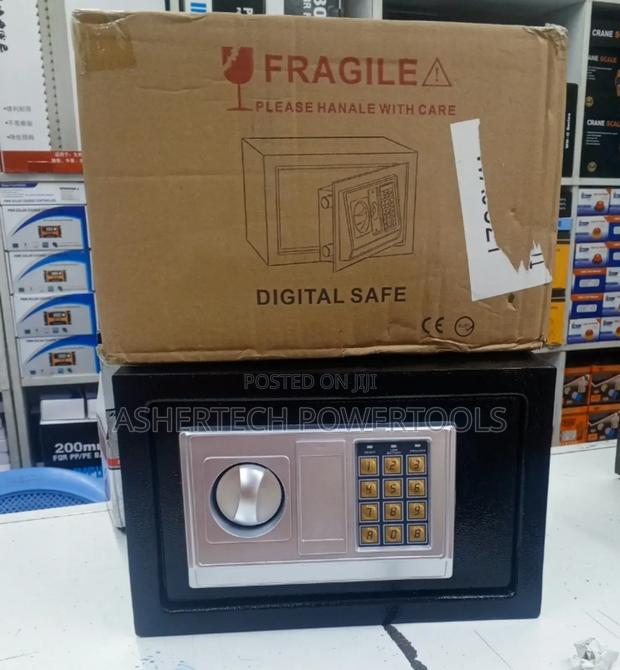 Safe Money/Safe Box