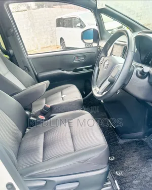 Toyota Voxy 2018 White