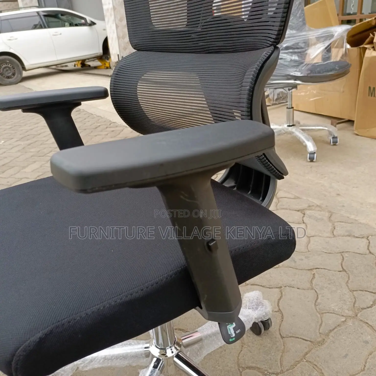 Chairs - Strong High-Back Orthopedic Office Seat