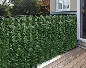 High-Quality Artificial Privacy Fence - thumbnail 2