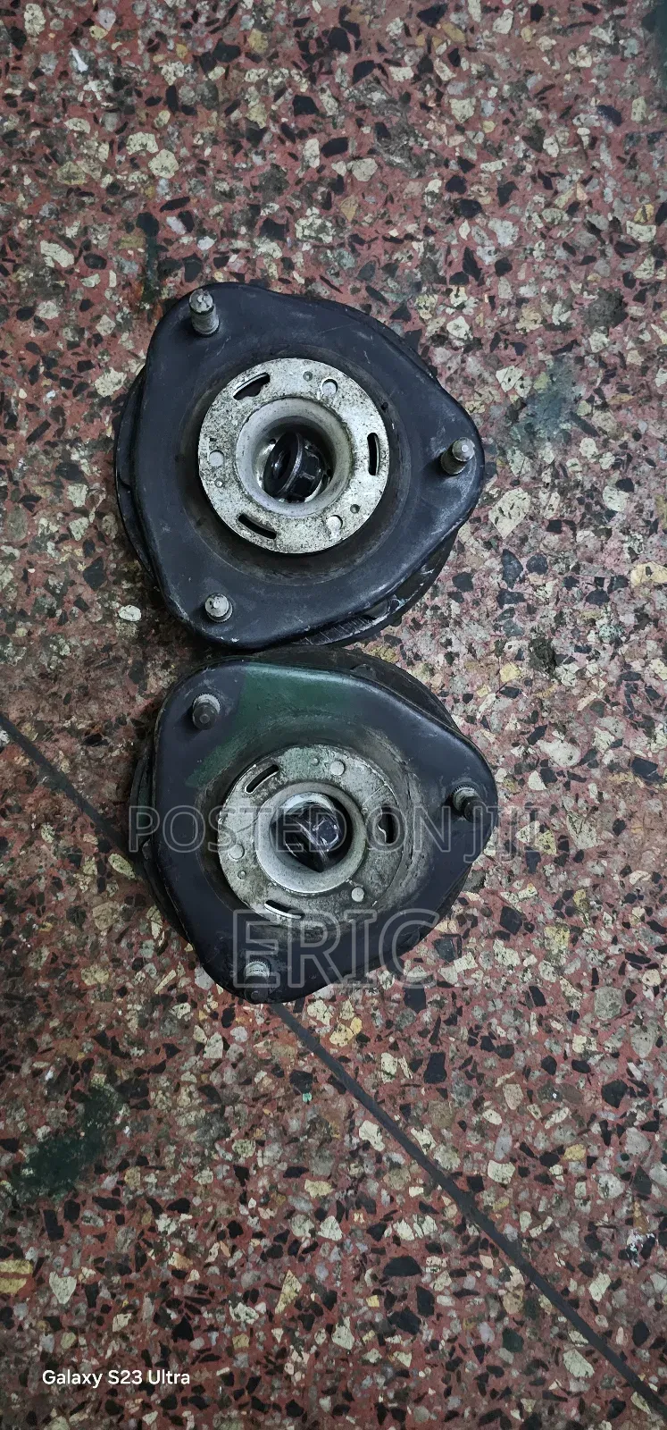 Toyota Vanguard/Rav4 Shock Mounting