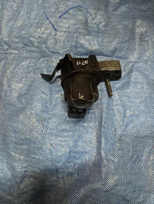 Toyota Engine Mount–Ex Japan–Genuine Durable – Nairobi CBD