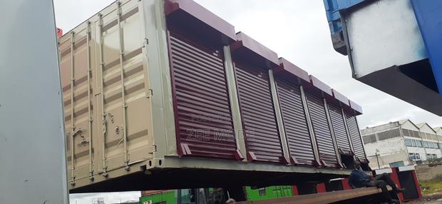 40ft Container Stalls With 6 Doors-Roller Shutter - main view