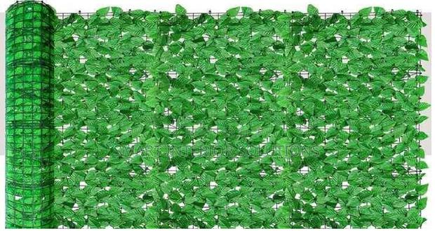 Uv-Resistant Artificial Fence - main view