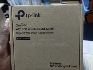 Tp-Link Omada Gigabit Wall-Plate Access Point Tl-Eap230-Wall - thumbnail 2